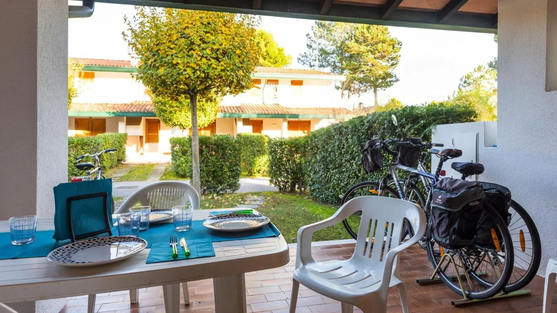 Cozy Townhouse With Pool And Garden Apartment Bibione
